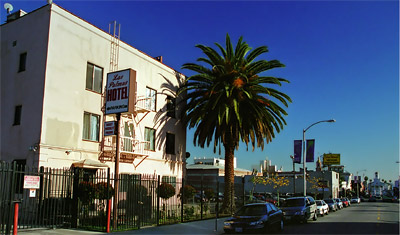 Las Palmas Hotel i Hollywood, där Richard Gere hämtar Julia Roberts i slutscenen till Pretty Woman