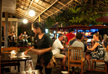 Servering på Cafe Batu jimbar, Sanur Bali
