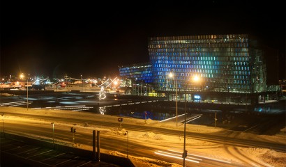 Harpa Konserthus sett från rum på Centerhotel Arnarhvoll, Reykjavik Harpa Konserthus sett från rum på Centerhotel Arnarhvoll, Reykjavik