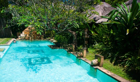 Huvudpoolen på Waka Maya, Sanur