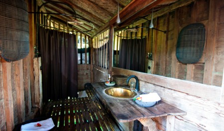 Badrummet till Padi House, Bambu Indah Ubud