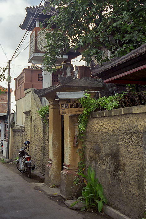 Puri Agung backpacker hotell, Kuta Bali
