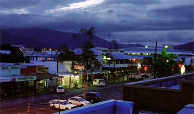 Utsikt från rummet på Central city backpackers i Cairns