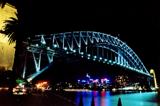 Harbour bridge by night