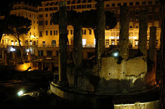 Via Di Torre Argentina