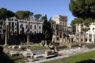 Largo di Torre Argentina