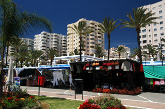 Esteponas söndagsmarknad