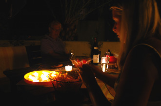 Middag i trädgården