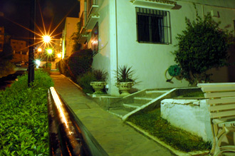 Monte Viñas by night