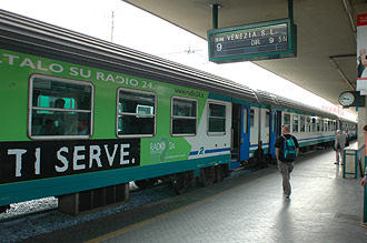 Tågperrong på Bolognas centralstation