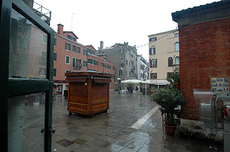 ösregn i Venedig