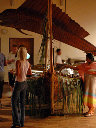 Det var maldiviskt tema ikväll och extra pyntat i restaurangen kvällen till ära.