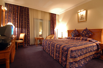 Vårt hotellrum på Rydges i Qatar.