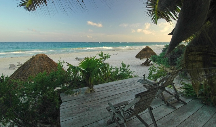 Skymning vid altanen på Tierra Del Sol i Tulum, Mexiko