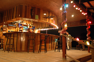Lamanai Riverside Retreats bar & restaurang