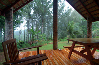 Atiu Villas, Atiu