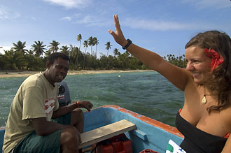 På väg från Nabua Lodge