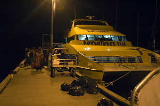 Adventures Fiji, avstigning i Nadi