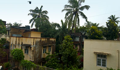 Utsikt från vårt fönster på Emerald Hotel, Mumbai