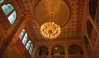 Taket i lobbyn på Hotel Grand Sartaj