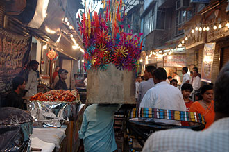 Gatukök vid foodmarket i Old Delhi