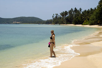 Anki på Ao Kao Strand, Koh Mak
