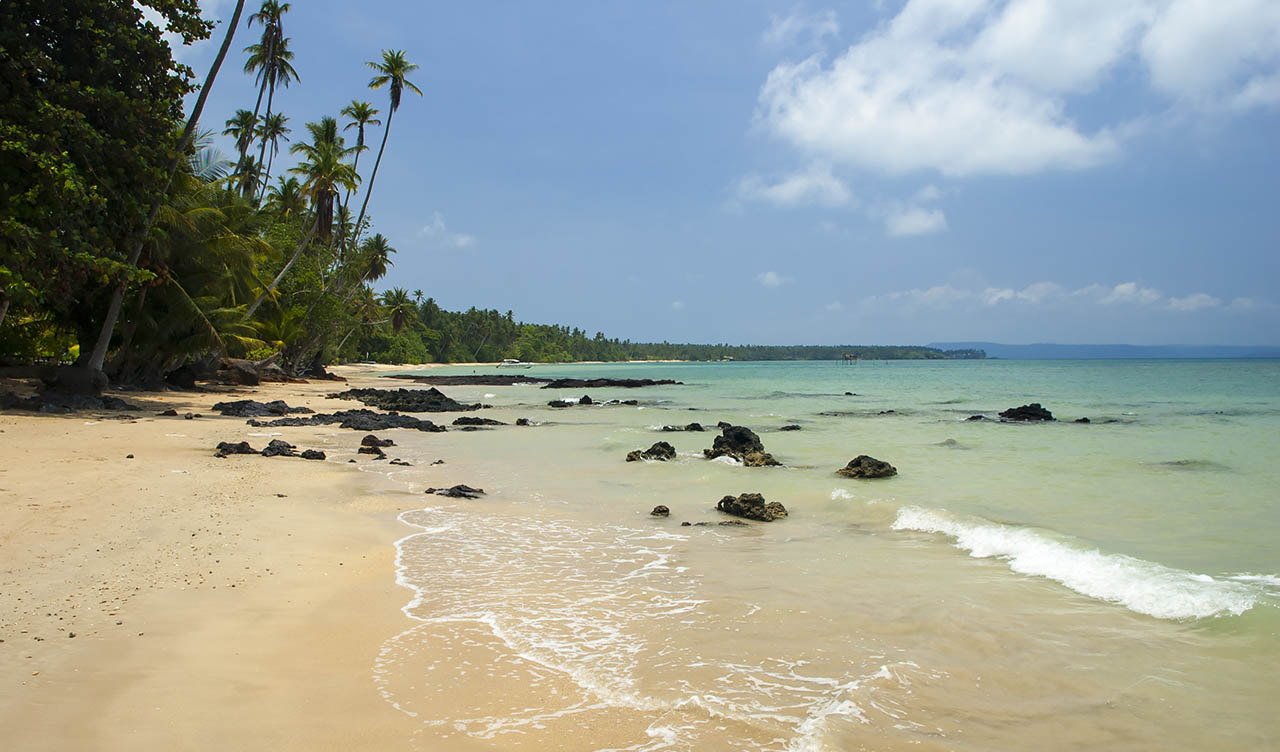 Ao Kao Strand på Koh Mak, Thailand