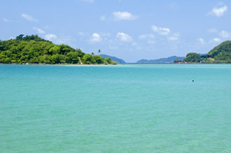 Vy ifrån bryggan vid Makathanee Resort, Koh Mak