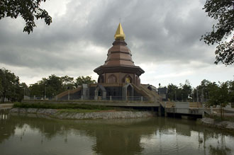 Wat Phailom Park, Trat