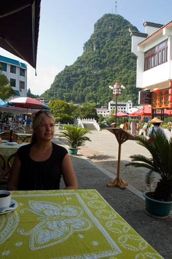 Anki på 7th Heaven Cafe & Hostel, Yangshuo