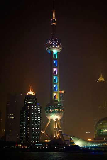 Vy ifrån båttur, Shanghai by night