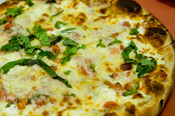 Pizza på Pizzeria Regina