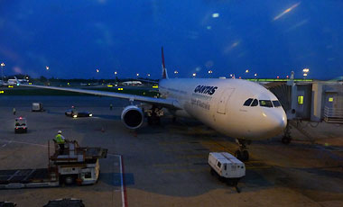 Qantas flygplan på Singapore flygplats