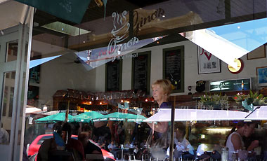 Gino's i Fremantle