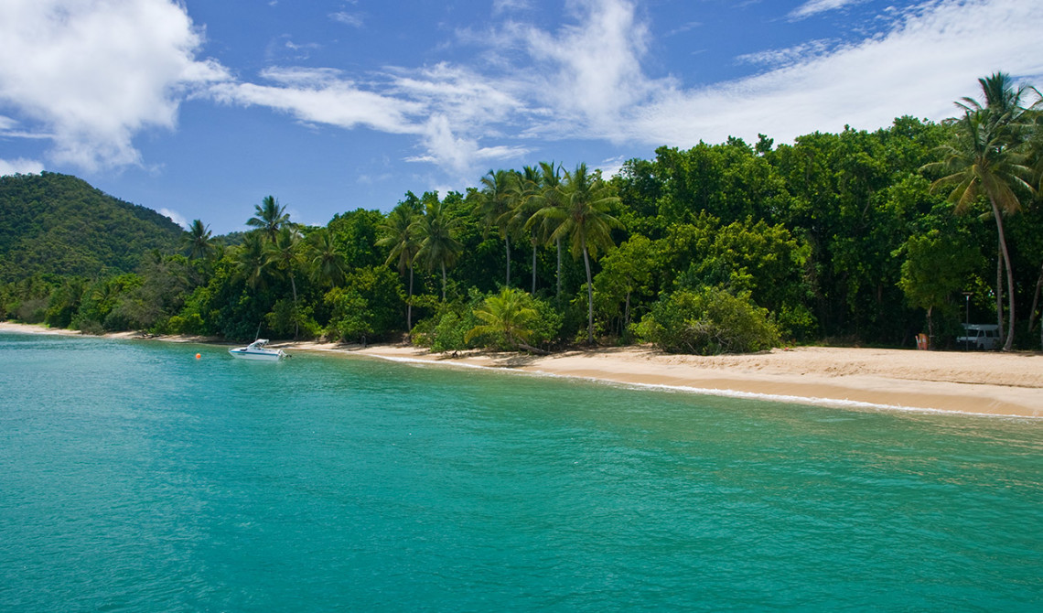 Strand vid Dunk Island, Queensland