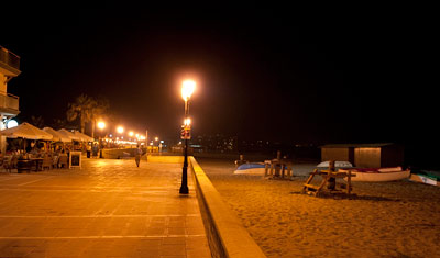 Sabinillas strandpromenad