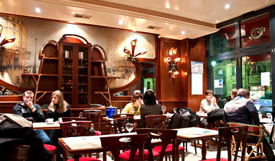 Minim's Café Paris