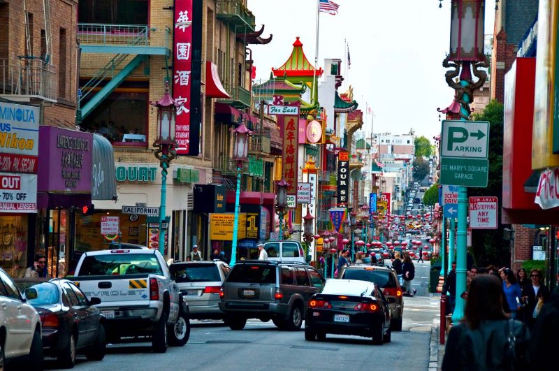 Gata genom Chinatown i San Francisco