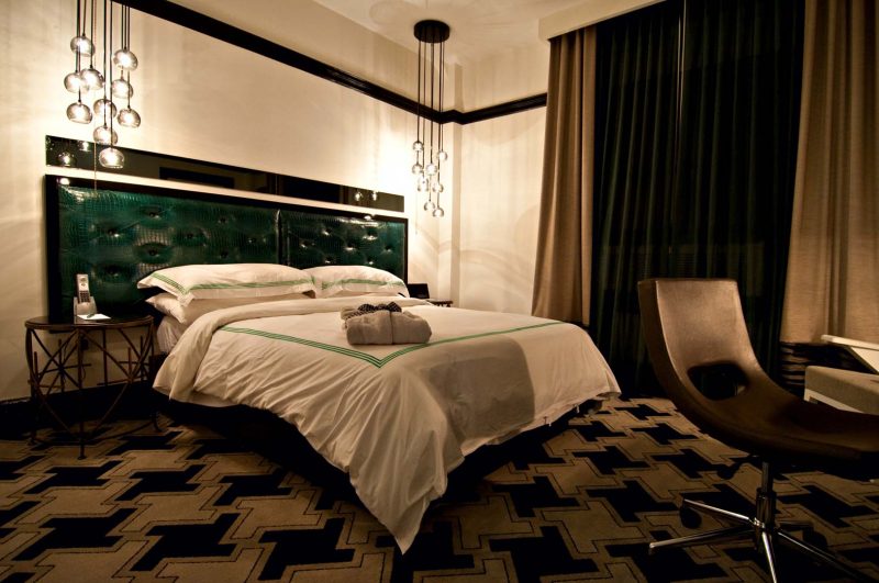 Dubbelsäng på Hotel Frank (numera Hotel G) i San Francisco