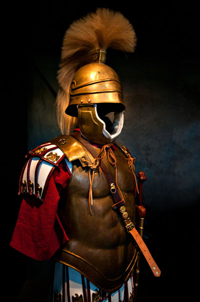 Hjälmar och rustningar för gladiatorer, Colosseum, Rom