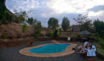 Poolen vid Maili Saba Camp, Kenya