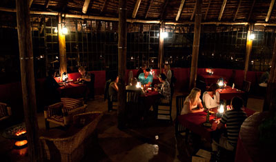 Den mysiga restaurangen Maili Saba Camp, Kenya