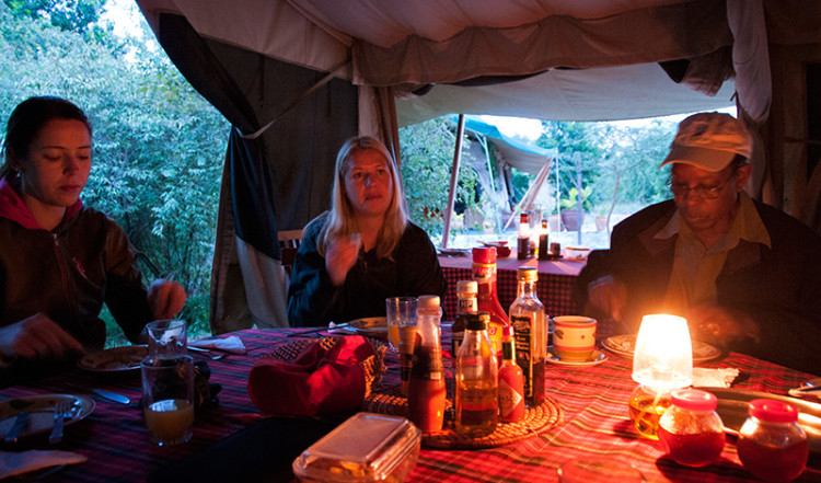 Sista frukost på JK Mara Camp för denna gång, Masai Mara Sista frukost på JK Mara Camp för denna gång, Masai Mara
