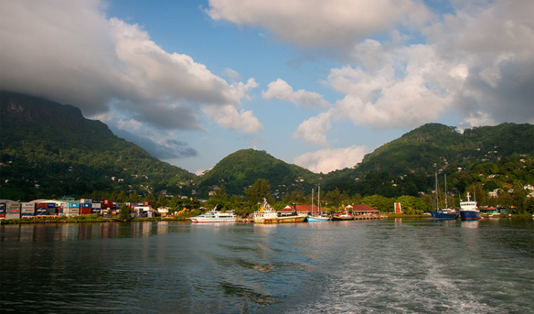 20110218-04-Victoria-Harbour