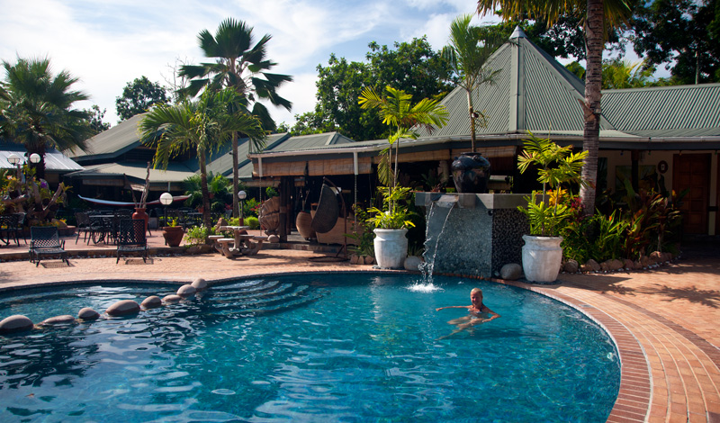 Poolområde på Chateau St Cloud, La Digue Seychellerna