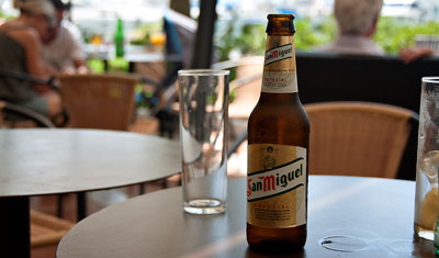San Miguel på Bar Jazz, Estepona hamn