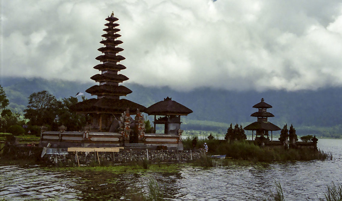 Ulun Danu Bratan vattentempel, Bali