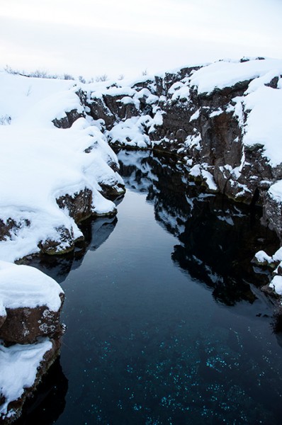Ovanligt klart vatten vid Þingvellir nationalpark, Tingvalla Island
