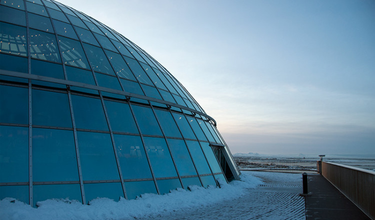 Uppe på utsiktsplatsen på Perlan, Reykjavik Island