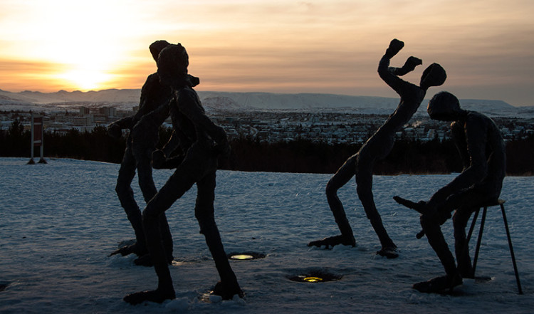 Staty utanför Perlan, Reykjavik Island